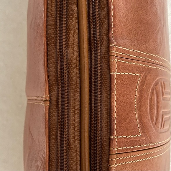 Tuscan’s Collection Genuine Leather Tan Brown Hobo Golden Hardware  Shoulder Bag - Picture 5 of 15